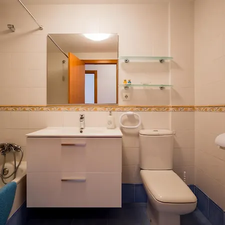 Go2tenerife Apart'tera Solarium, Terraces, Swimming Pools & Parking Appartement *
