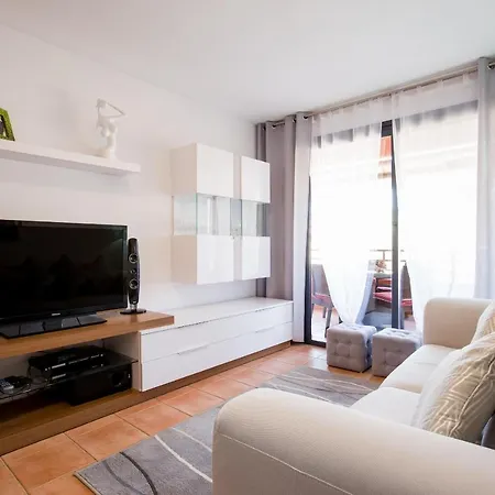 Go2tenerife Apart'tera Solarium, Terraces, Swimming Pools & Parking Apartament *