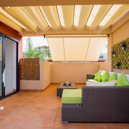 Go2tenerife Apart'tera Solarium, Terraces, Swimming Pools & Parking Apartament